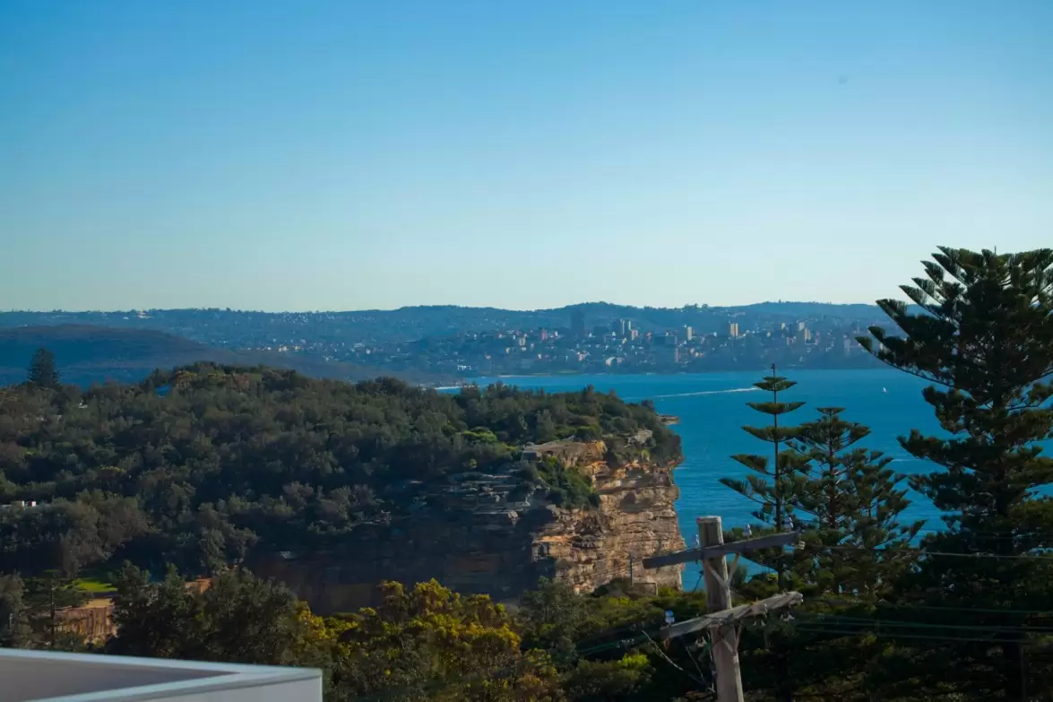 256 Old South Head Road, Vaucluse Sold by Sydney Sotheby's International Realty - image 1