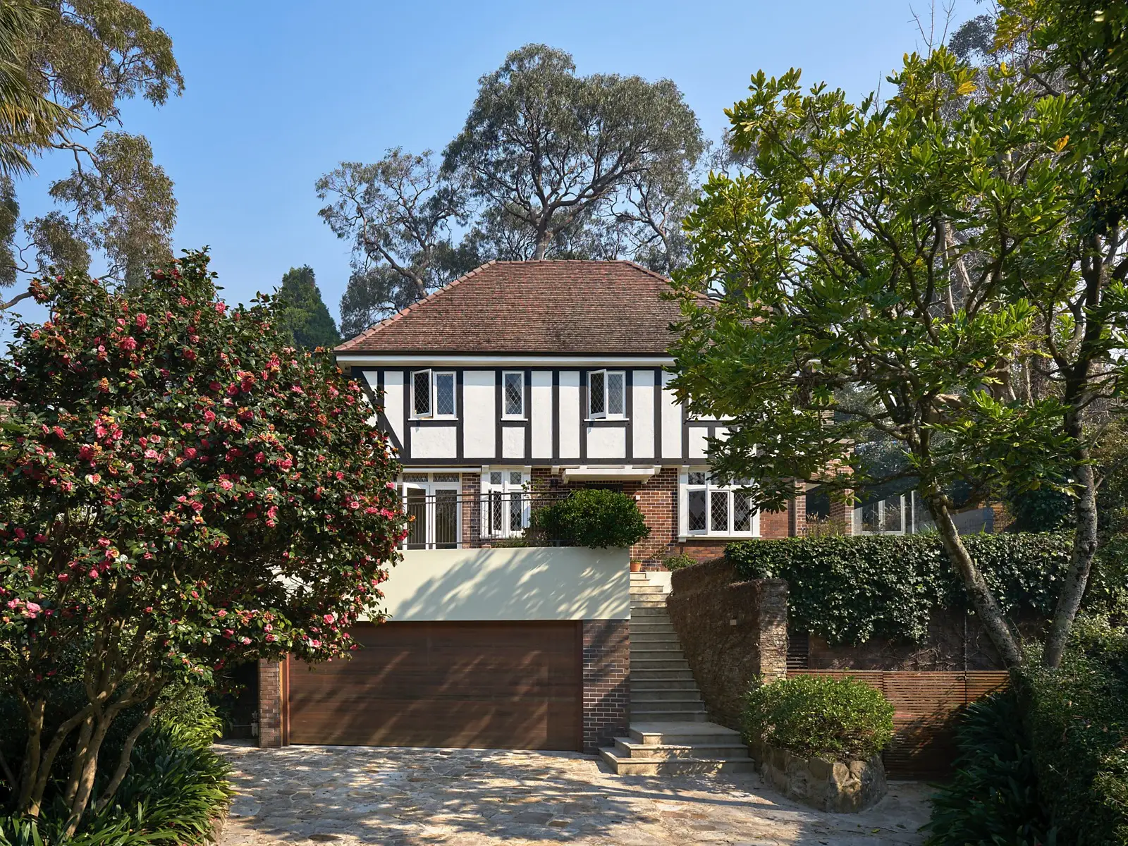 5 Glencoe Road, Woollahra Sold by Sydney Sotheby's International Realty - image 2
