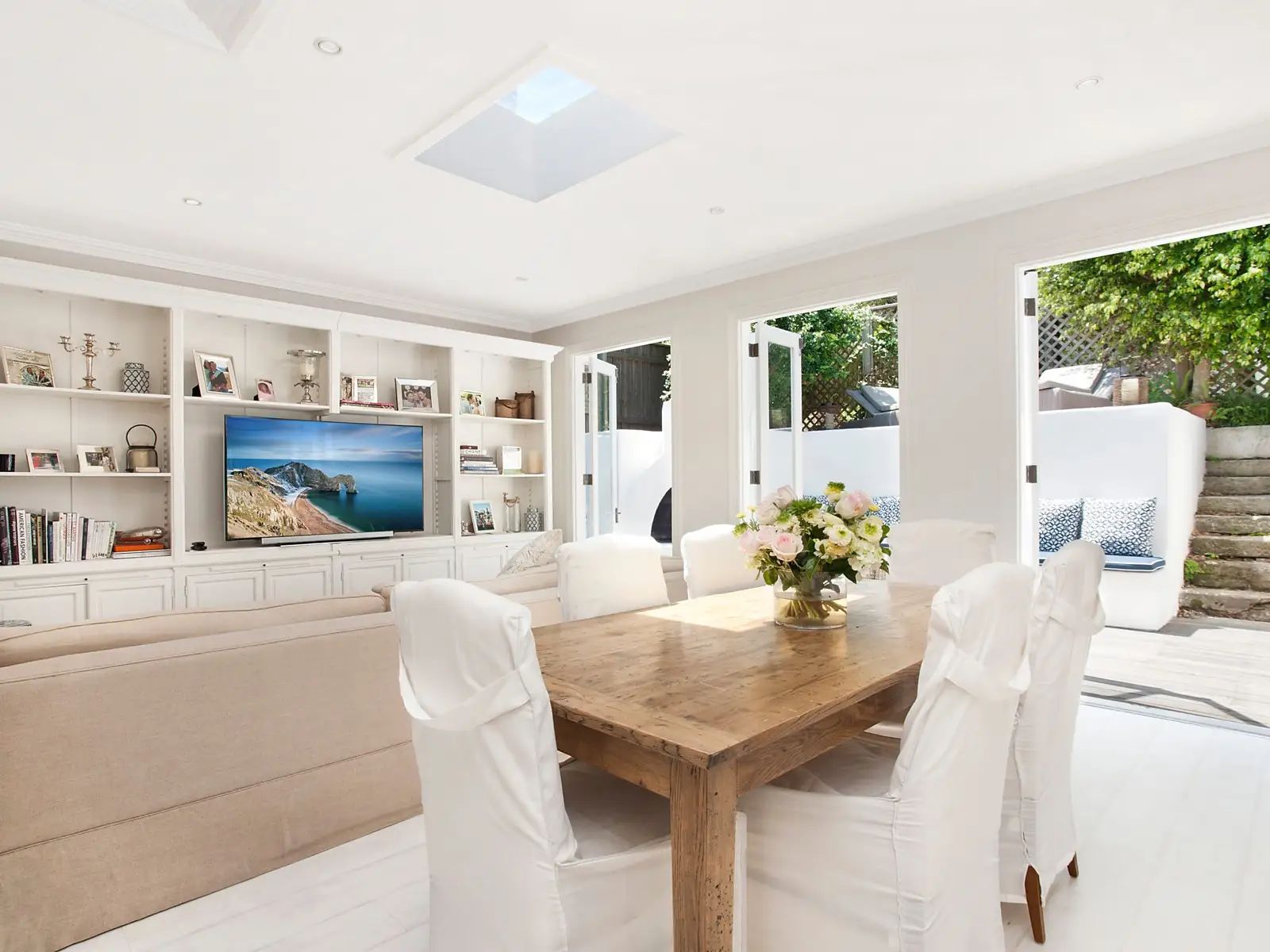 16 Bell Street, Watsons Bay Sold by Sydney Sotheby's International Realty - image 1