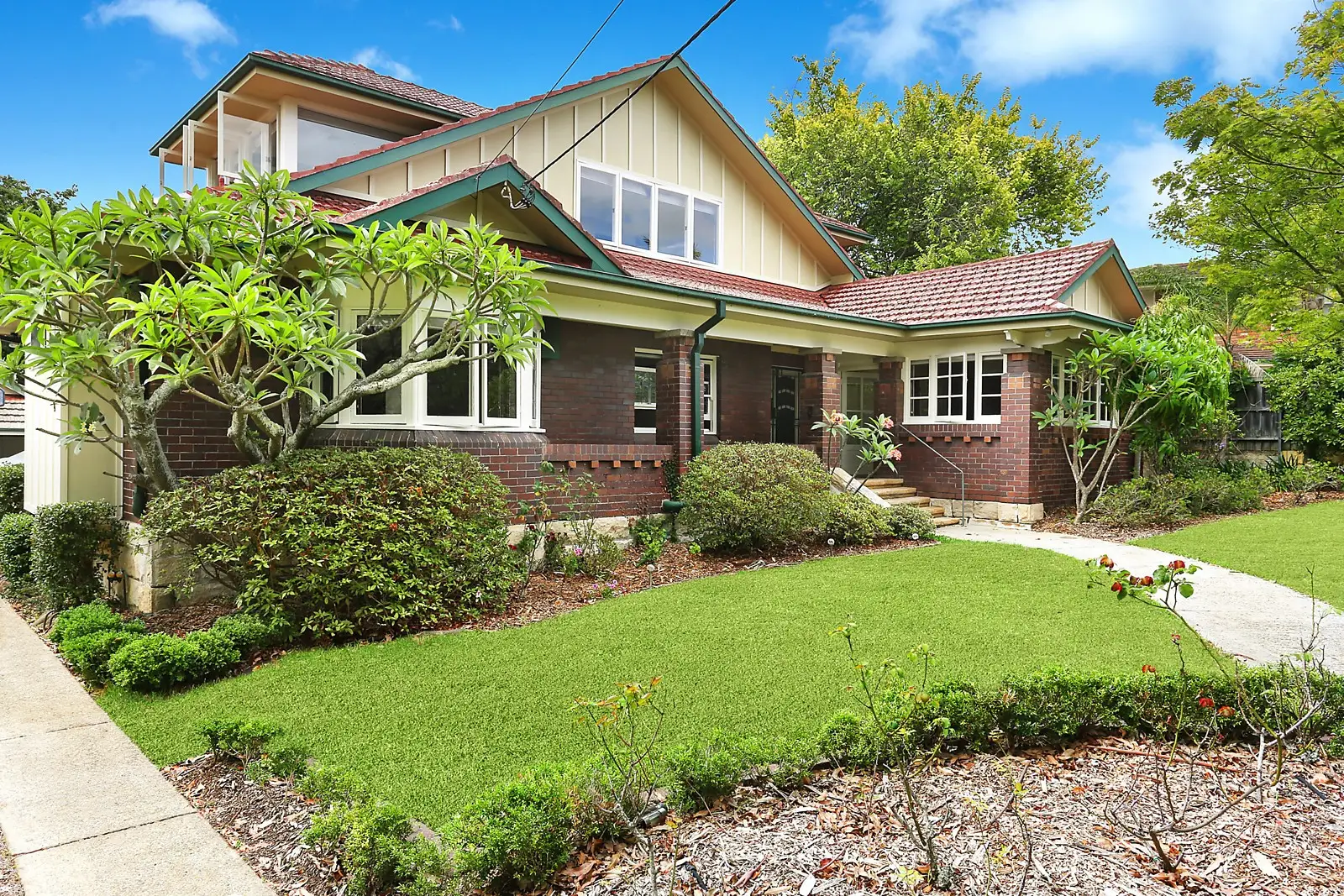 11 Merrivale Road, Pymble Leased by Sydney Sotheby's International Realty - image 1