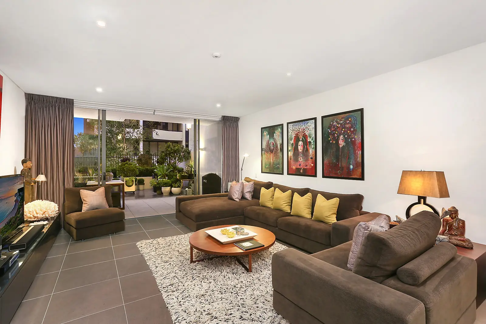 5 Scotsman Street, Forest Lodge Sold by Sydney Sotheby's International Realty - image 2