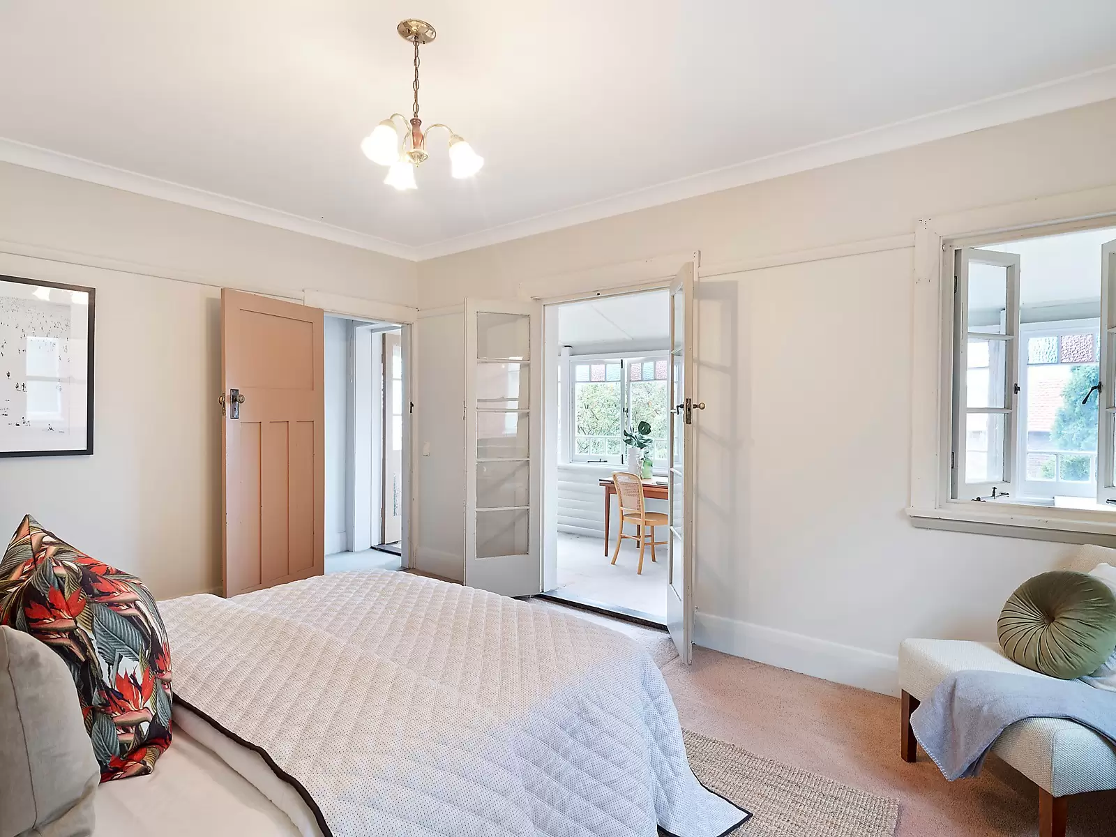 89 Coogee Bay Road, Coogee Sold by Sydney Sotheby's International Realty - image 6