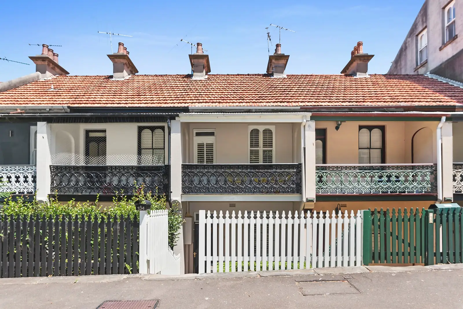 134 Bowman Street, Pyrmont Point Sold by Sydney Sotheby's International Realty - image 2