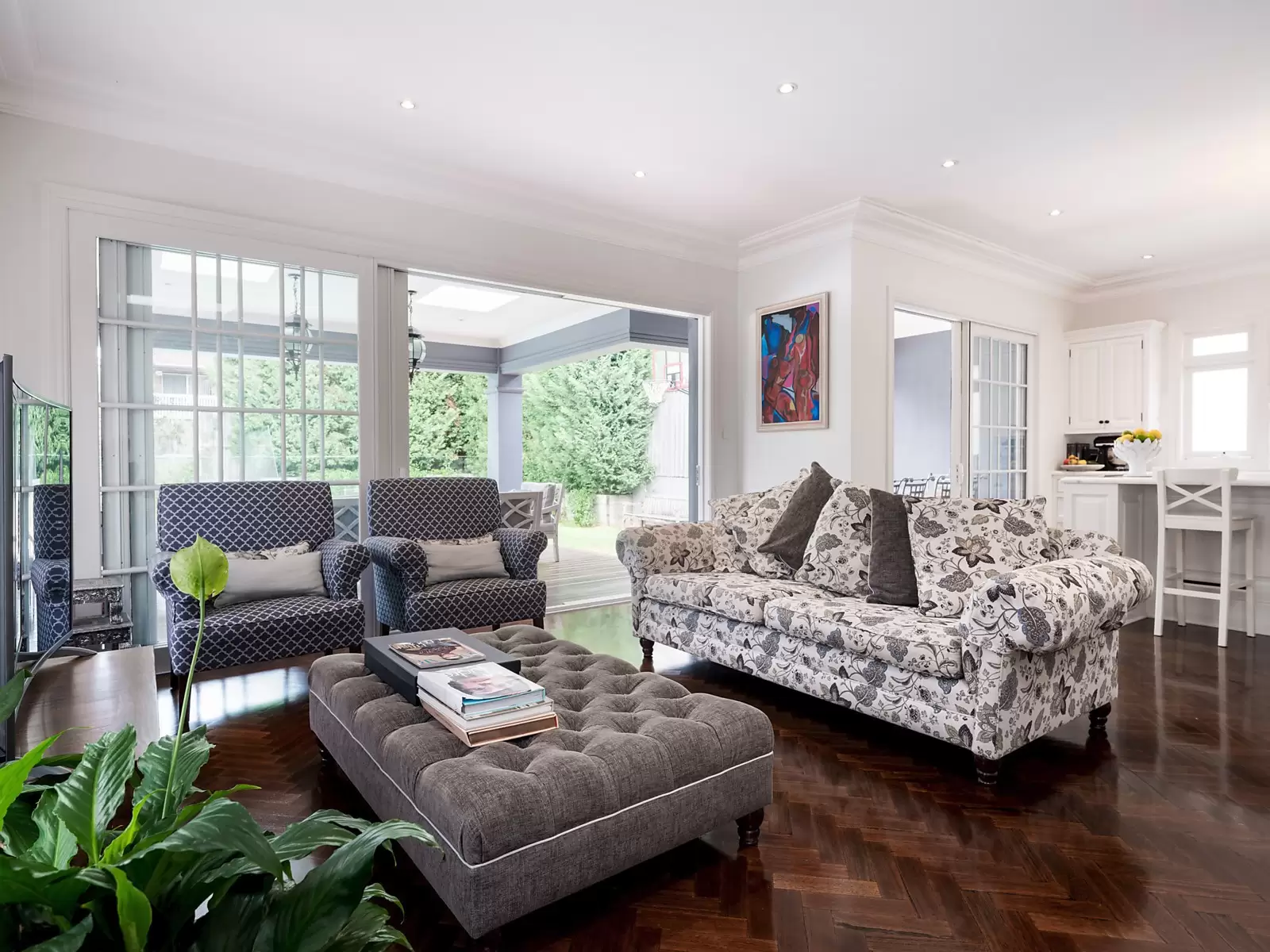 11 Day Avenue, Kensington Sold by Sydney Sotheby's International Realty - image 1