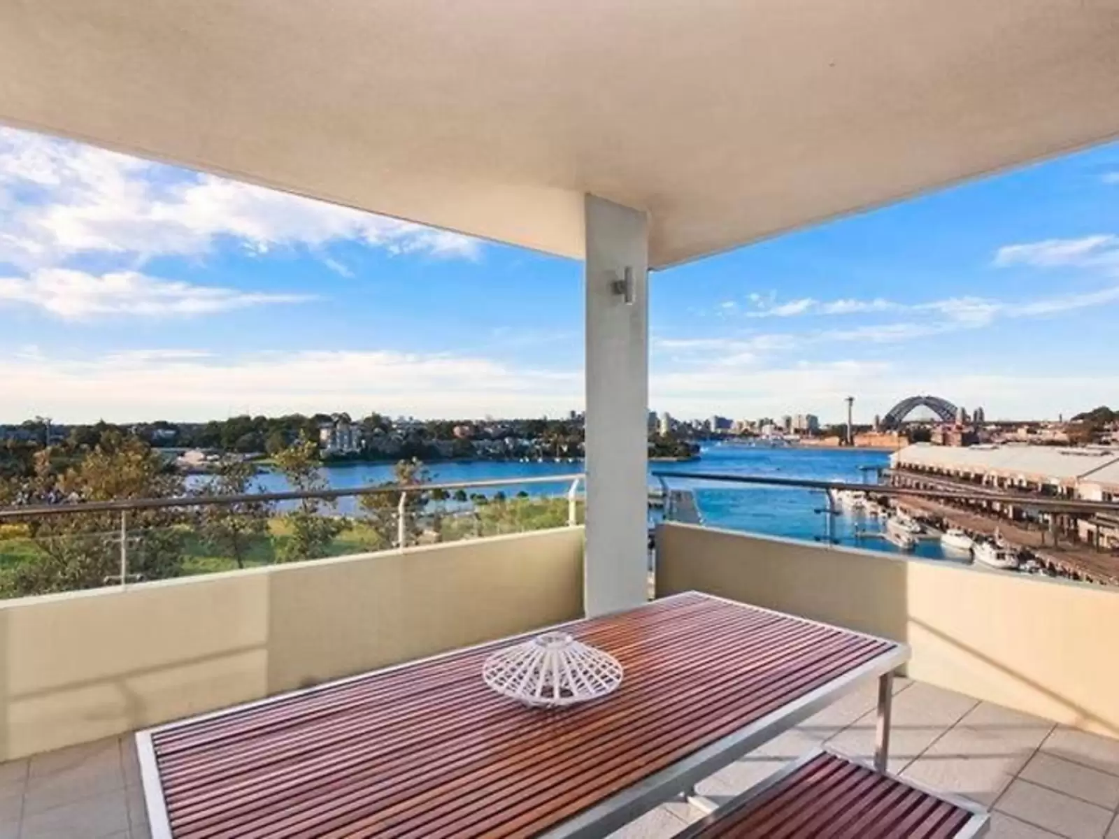 308/2 Point Street, Pyrmont Sold by Sydney Sotheby's International Realty - image 4