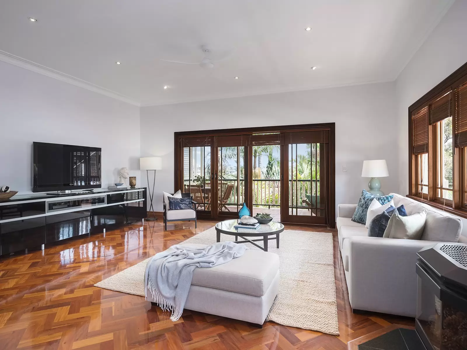 6 Hamilton Street, Coogee Sold by Sydney Sotheby's International Realty - image 4
