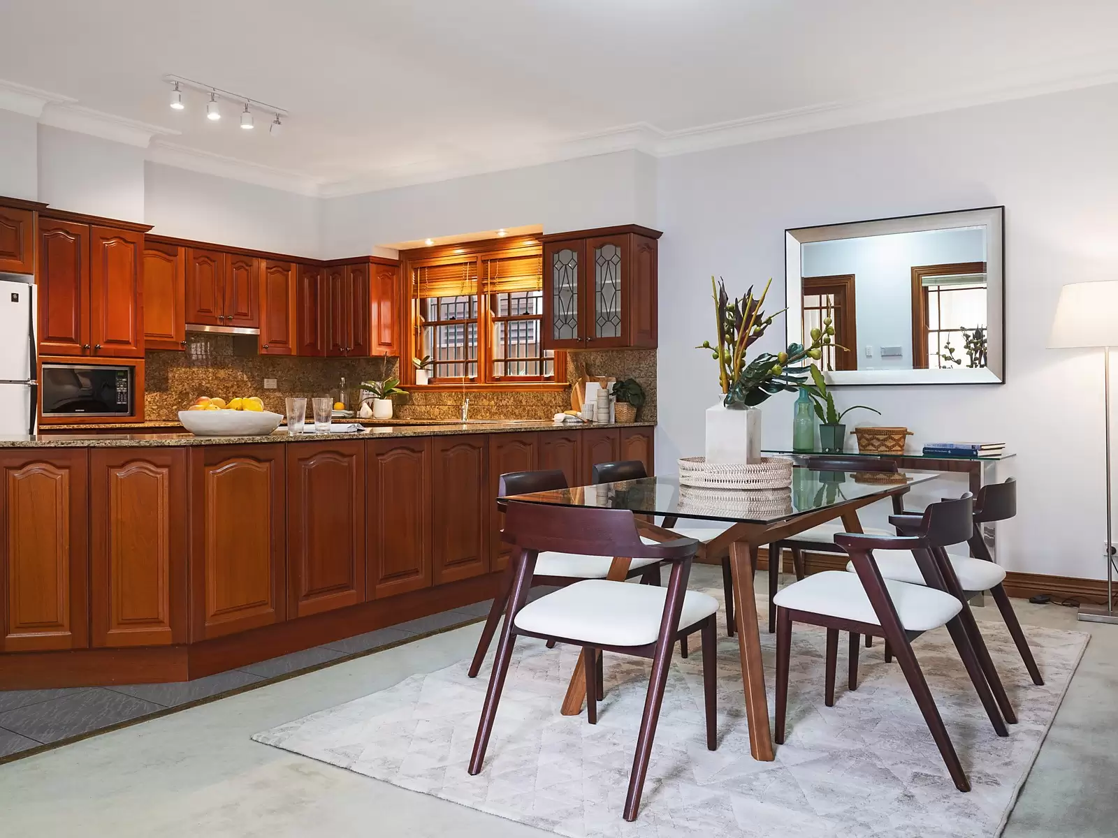 6 Hamilton Street, Coogee Sold by Sydney Sotheby's International Realty - image 9