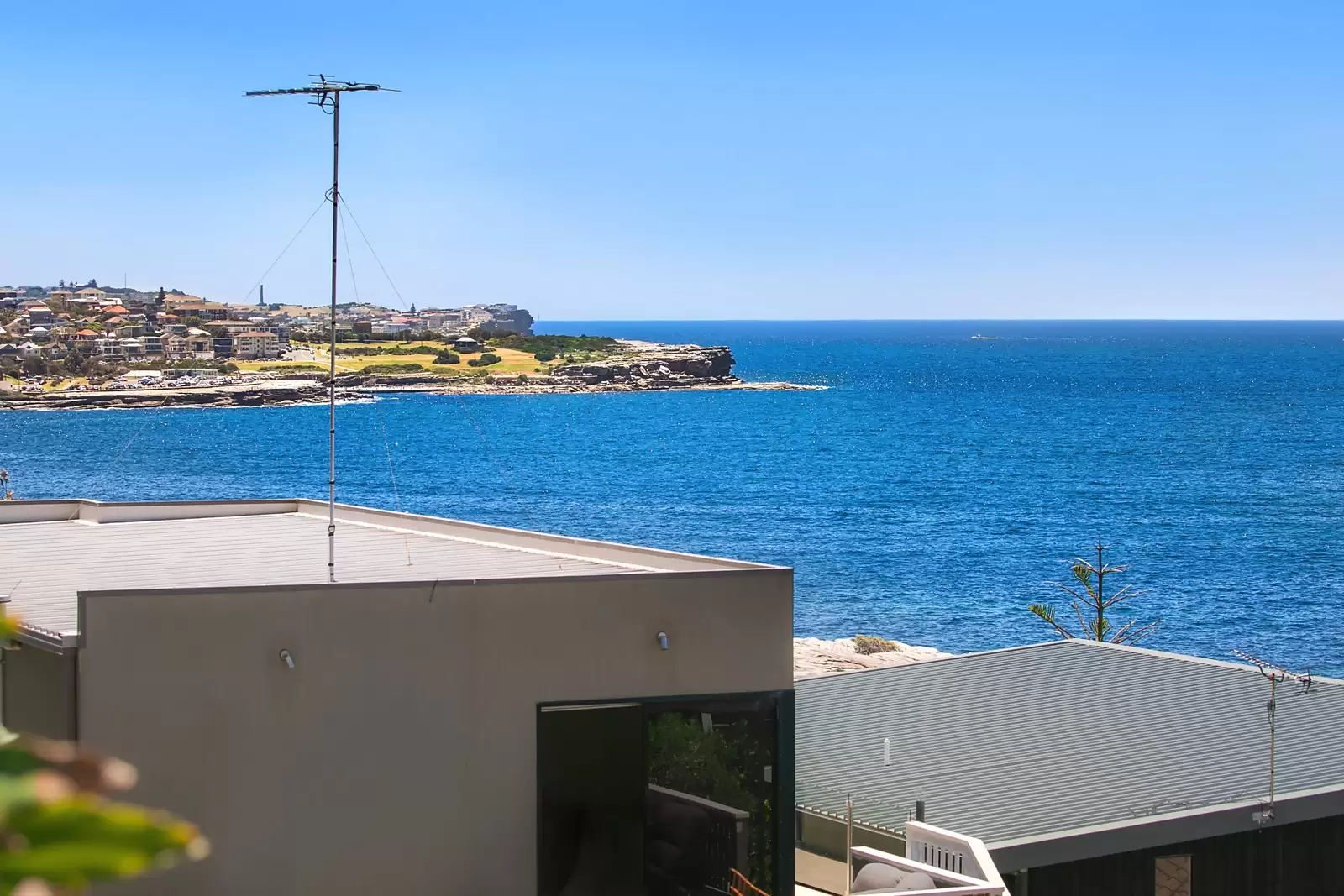 5 Ahearn Avenue, South Coogee Sold by Sydney Sotheby's International Realty - image 13
