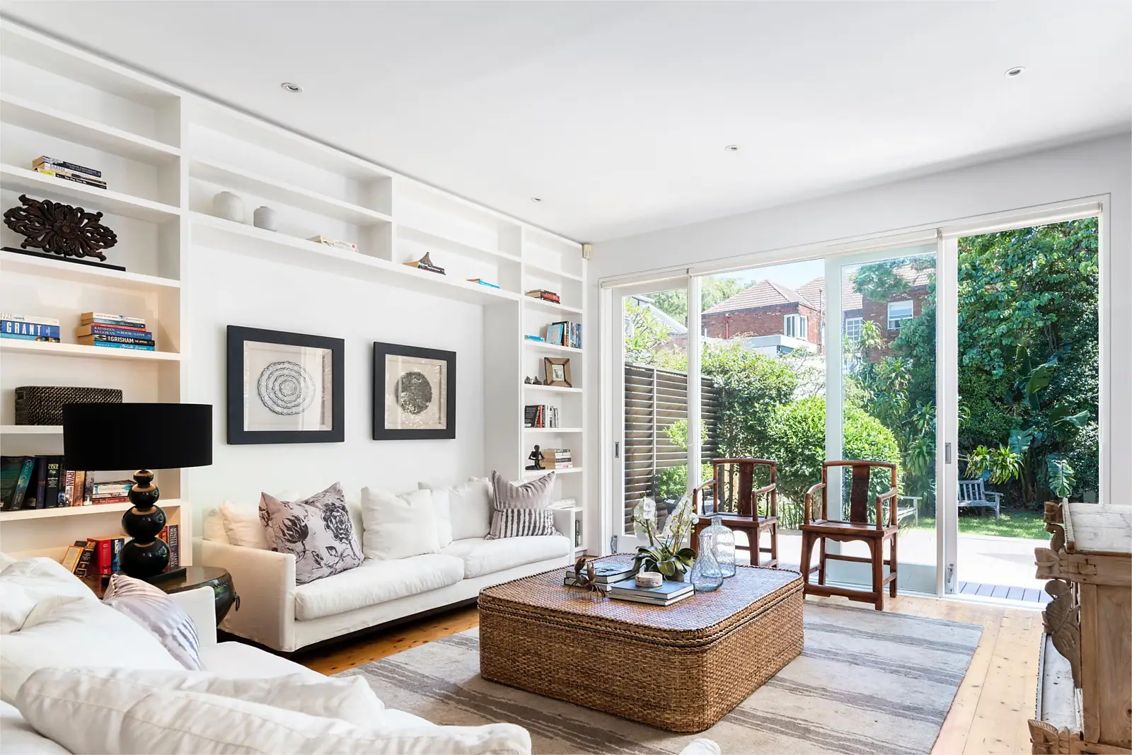 12 Pearce Street, Double Bay Sold by Sydney Sotheby's International Realty - image 2