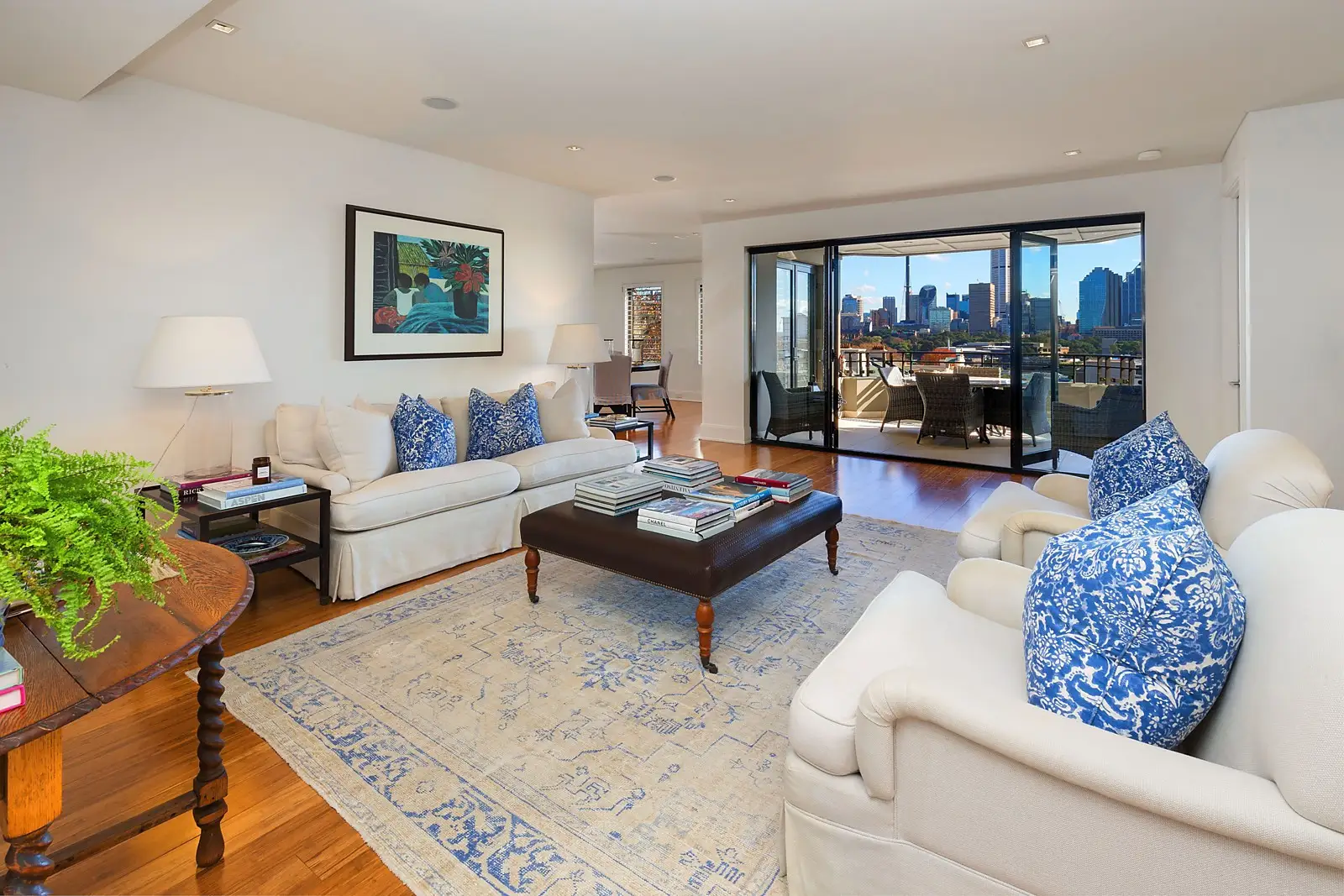 Photo #2: 602/14 Macleay Street, Potts Point - Sold by Sydney Sotheby's International Realty