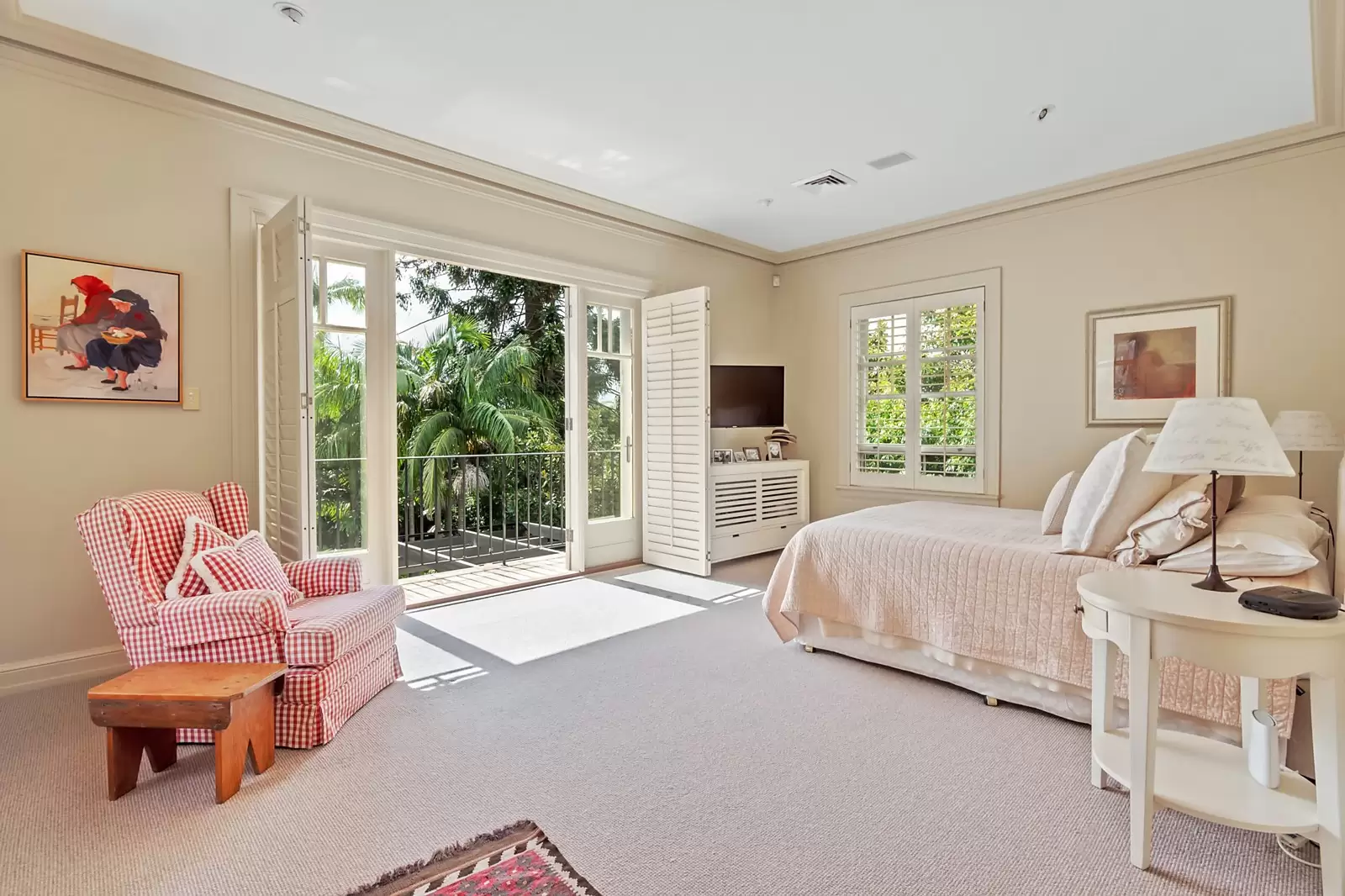 4 Roslyndale Avenue, Woollahra Sold by Sydney Sotheby's International Realty - image 1