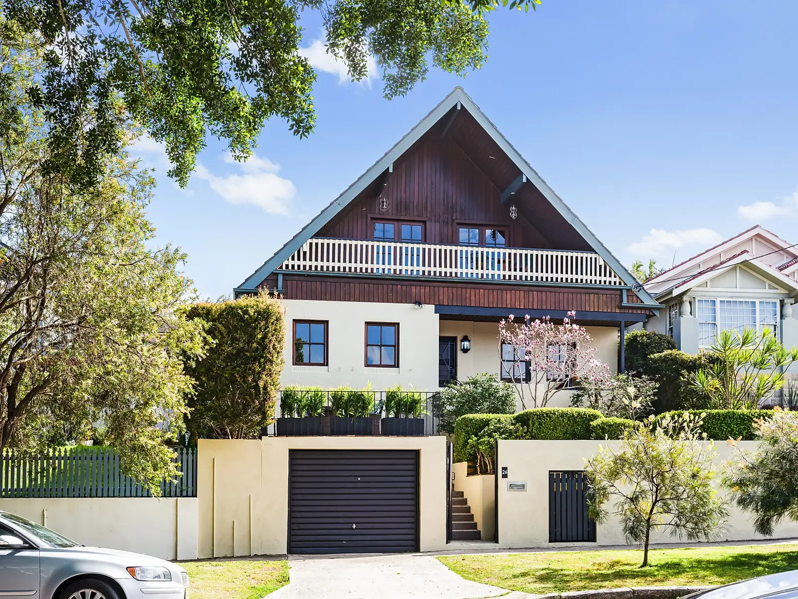 26 Maitland Avenue, Kingsford Sold by Sydney Sotheby's International Realty - image 1