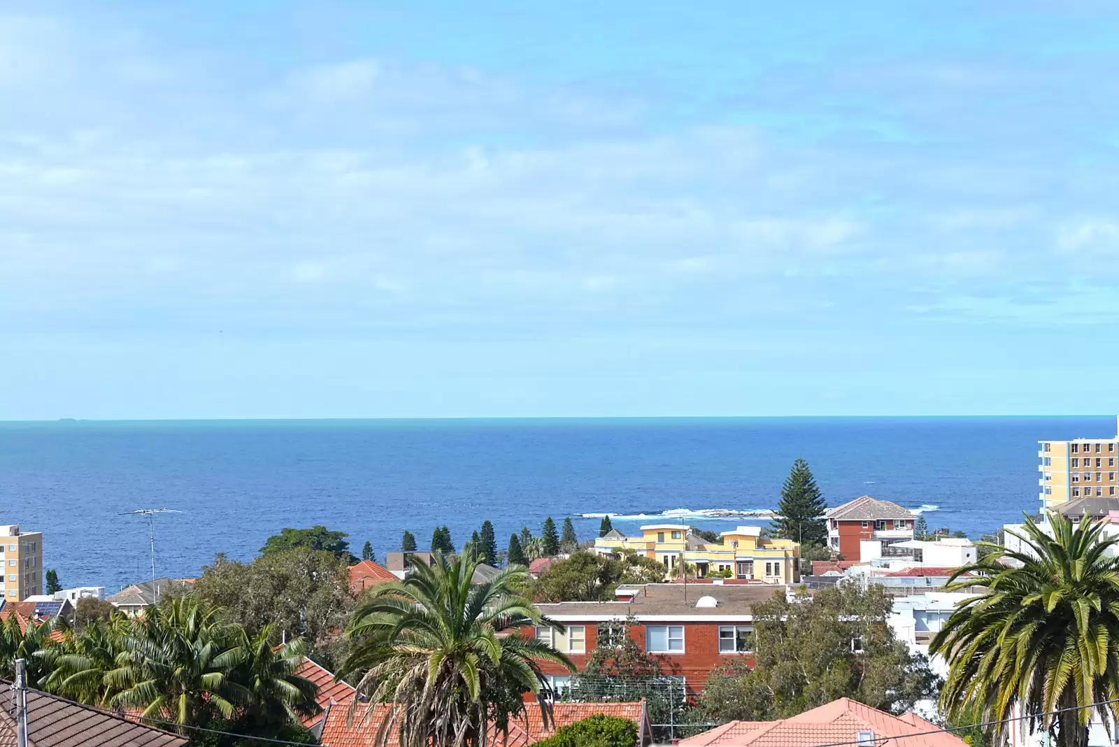 37 Dudley Street, Coogee Sold by Sydney Sotheby's International Realty - image 3