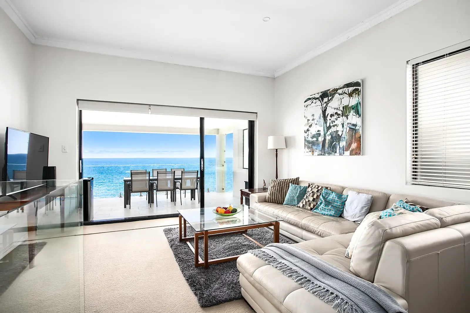16 Alexandria Parade, South Coogee Sold by Sydney Sotheby's International Realty - image 2