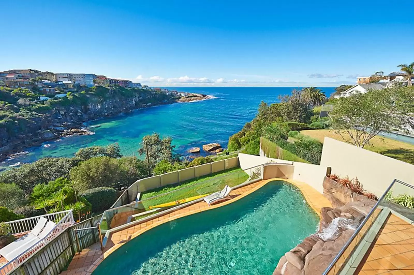 13 Gordon Avenue, Coogee Sold by Sydney Sotheby's International Realty - image 3