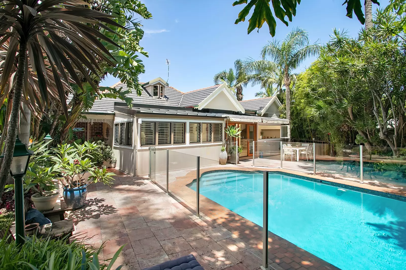 1 Milroy Avenue, Kensington Sold by Sydney Sotheby's International Realty - image 10