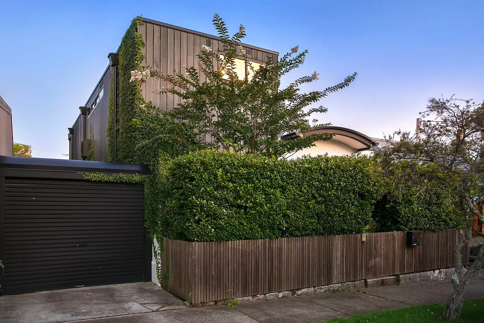 22 Edmund Street, Queens Park Sold by Sydney Sotheby's International Realty - image 16