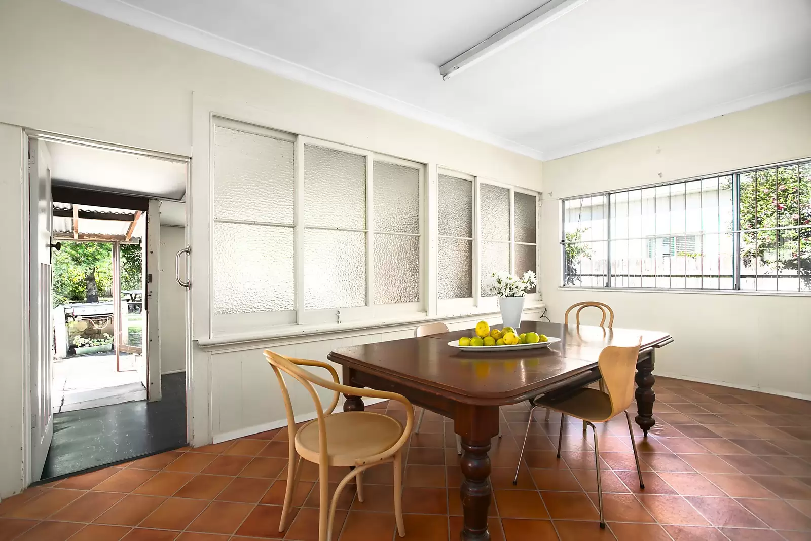 34 Milroy Avenue, Kensington Sold by Sydney Sotheby's International Realty - image 6