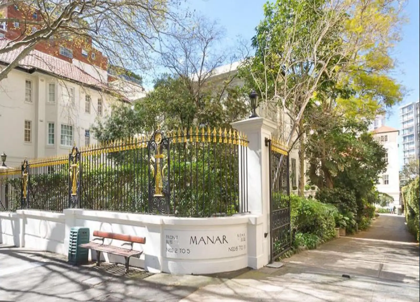 23/42 Macleay Street, Potts Point Sold by Sydney Sotheby's International Realty - image 1