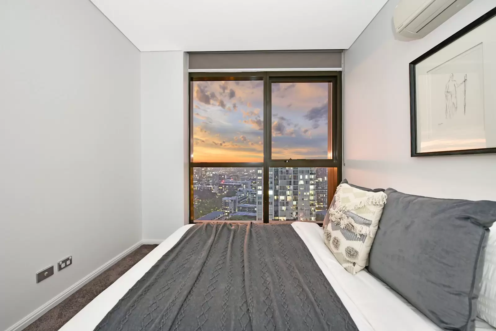 2312/20 Gadigal Avenue, Zetland Sold by Sydney Sotheby's International Realty - image 7