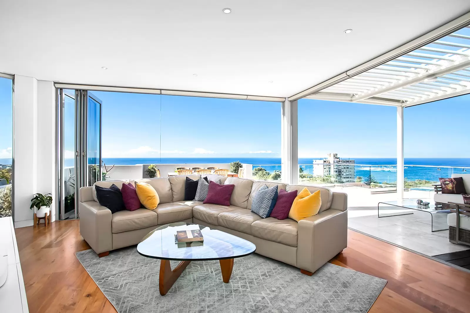 Photo #3: 6/88 Beach Street, Coogee - Sold by Sydney Sotheby's International Realty