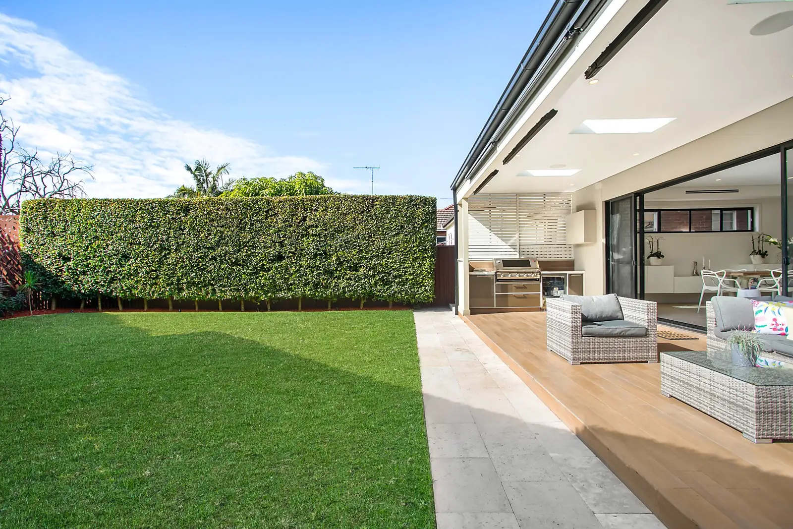 43 Heffron Road, Pagewood Sold by Sydney Sotheby's International Realty - image 2