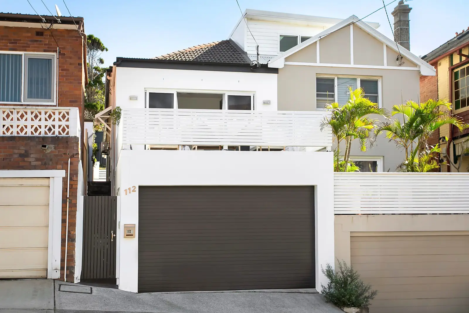 112 Arden Street, Coogee Sold by Sydney Sotheby's International Realty - image 1