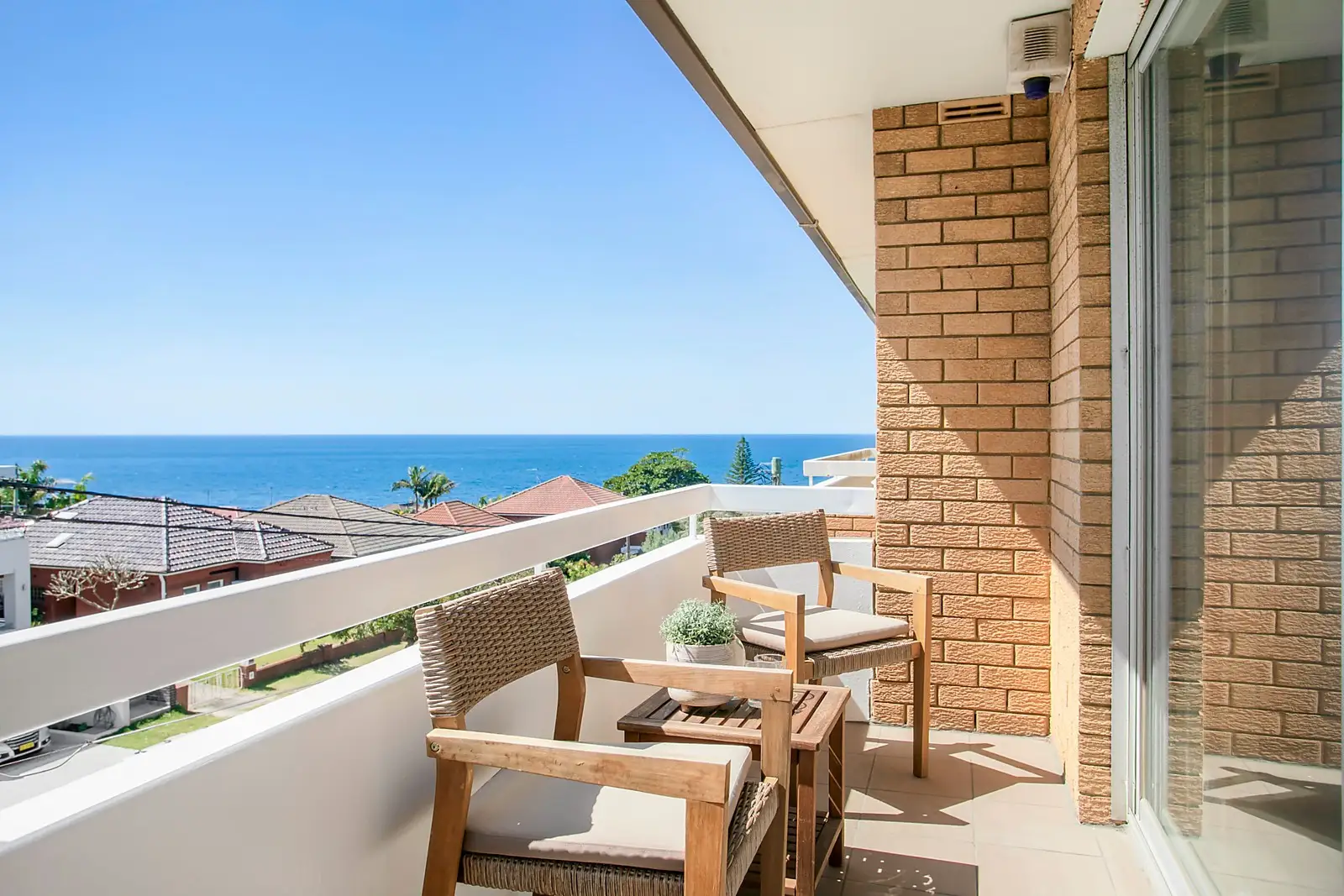 6/217 Malabar Road, South Coogee Sold by Sydney Sotheby's International Realty - image 2