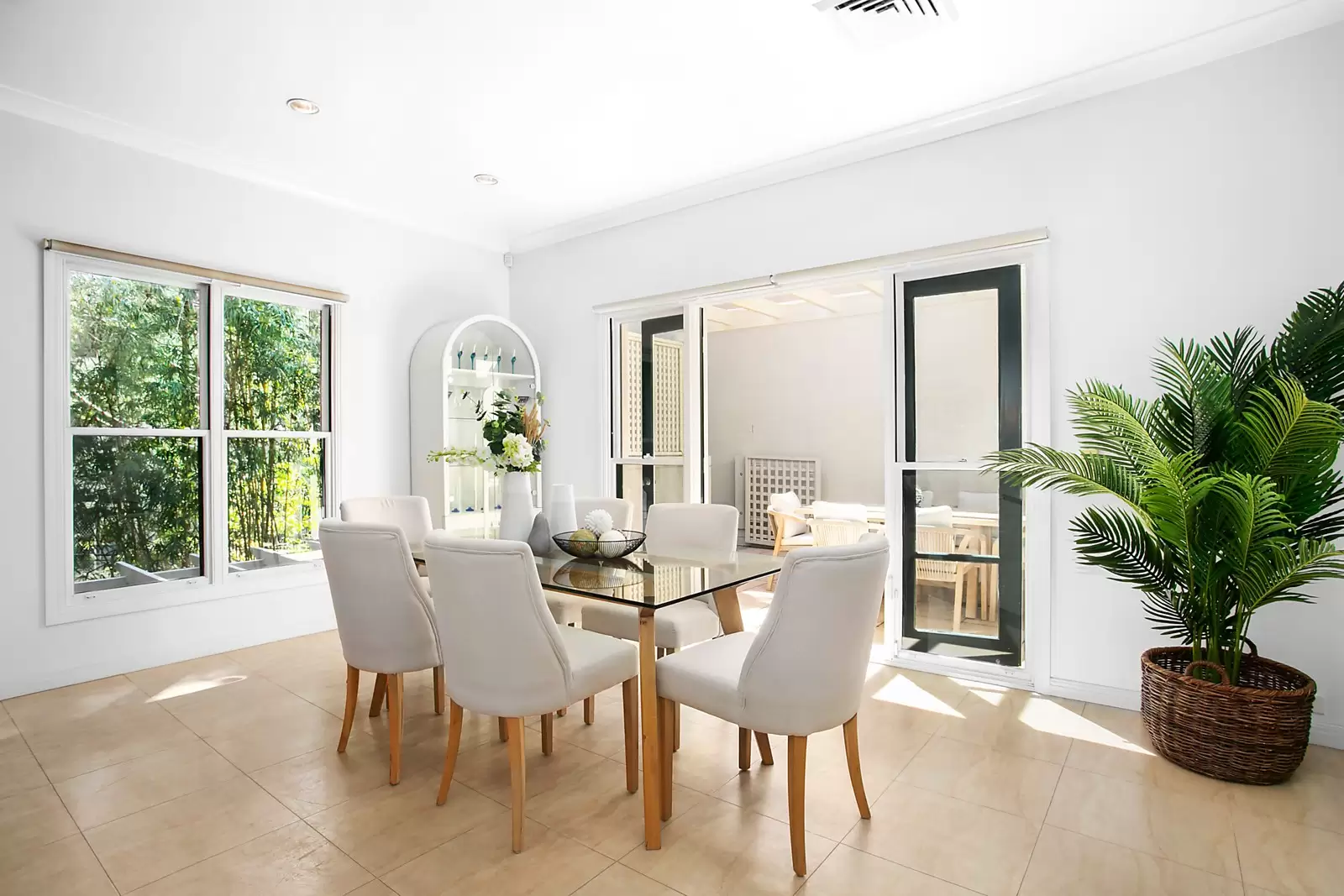 32 Balfour Road, Kensington Sold by Sydney Sotheby's International Realty - image 5