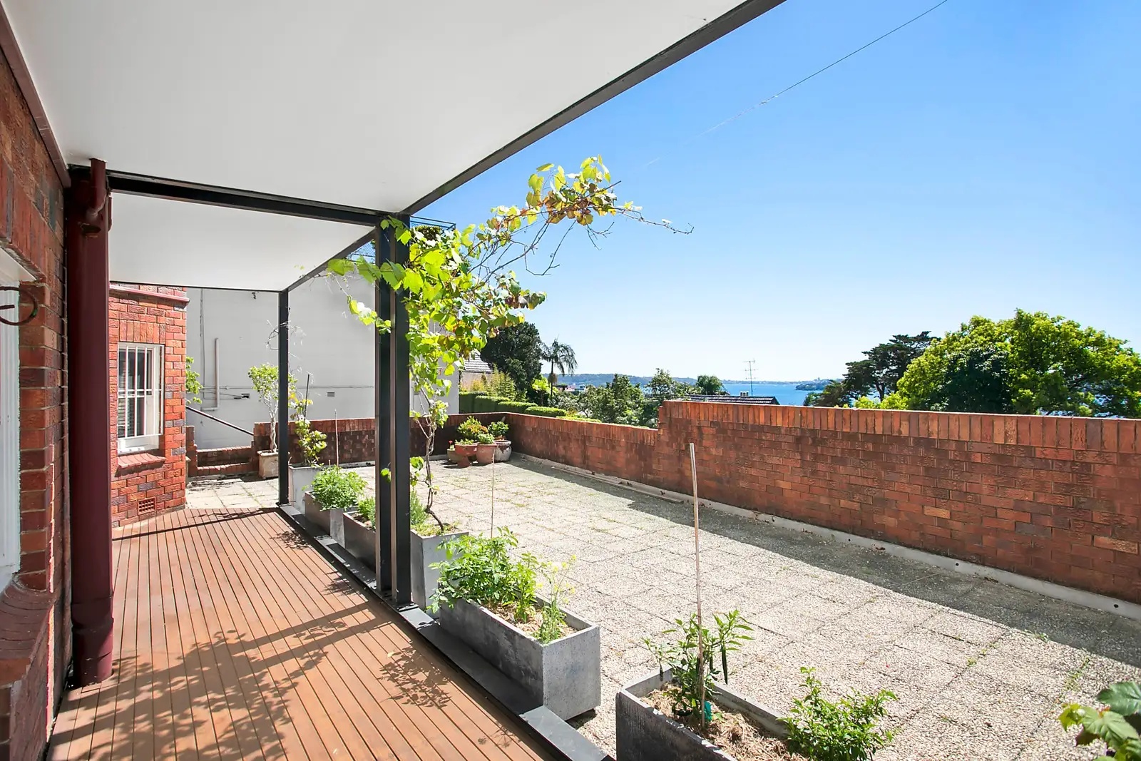 1/4 Aston Gardens, Bellevue Hill Sold by Sydney Sotheby's International Realty - image 2