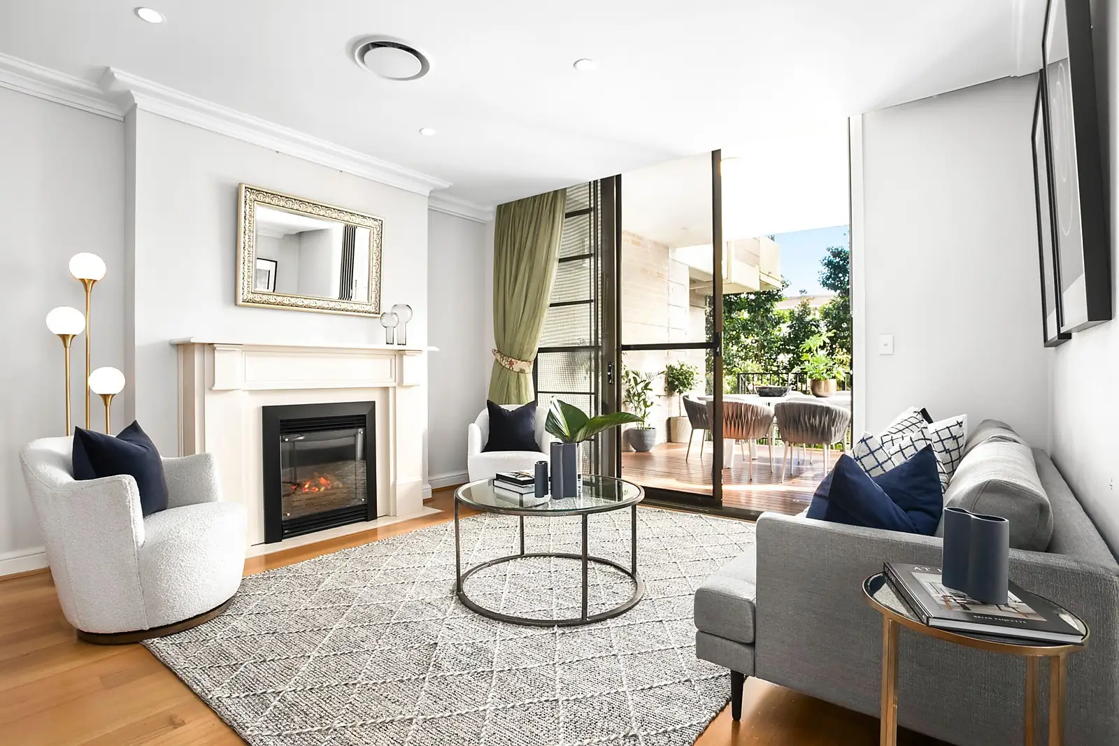 1/14-18 Coonanbarra Road, Wahroonga Sold by Sydney Sotheby's International Realty - image 1