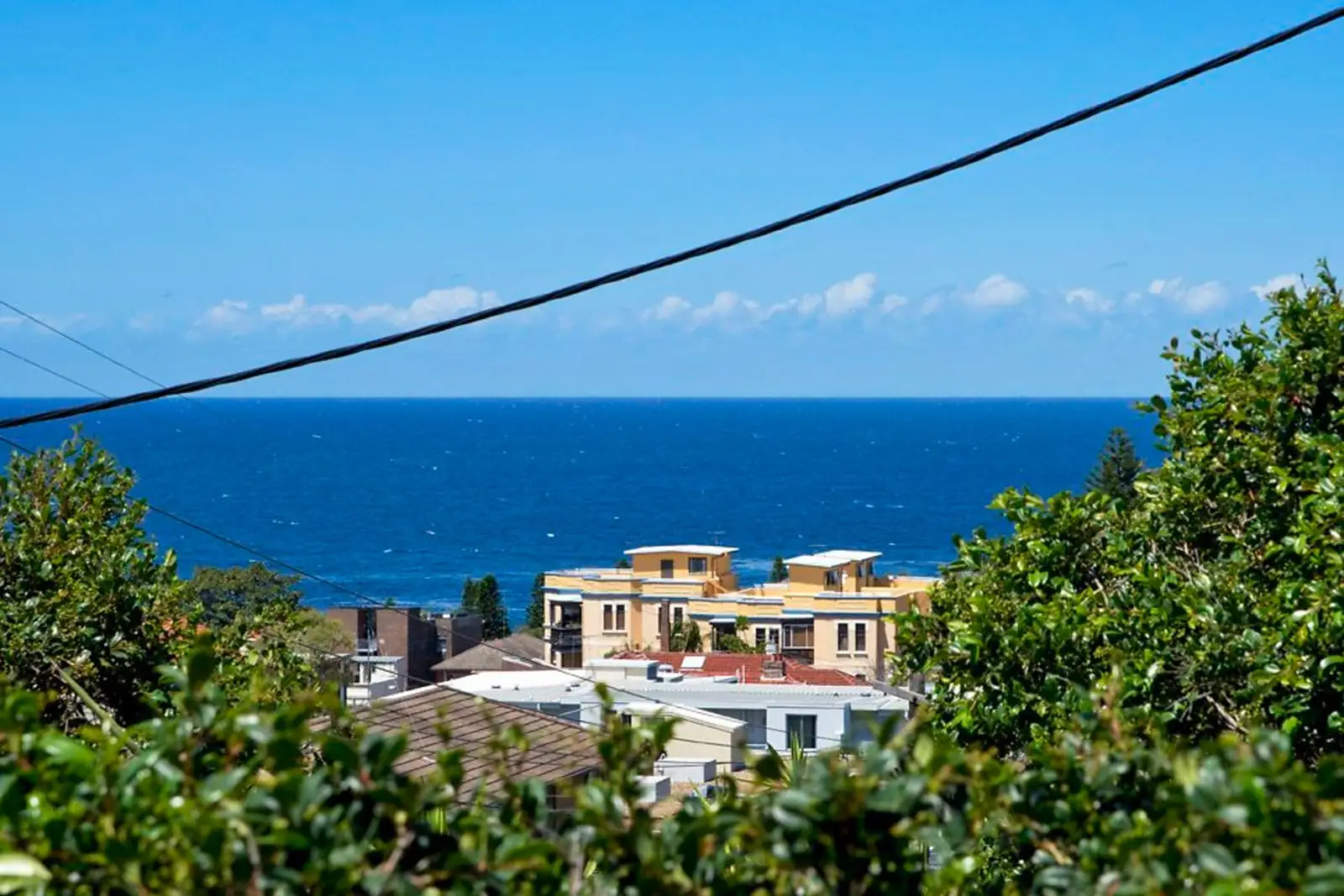 74 Dudley Street, Coogee Sold by Sydney Sotheby's International Realty - image 2