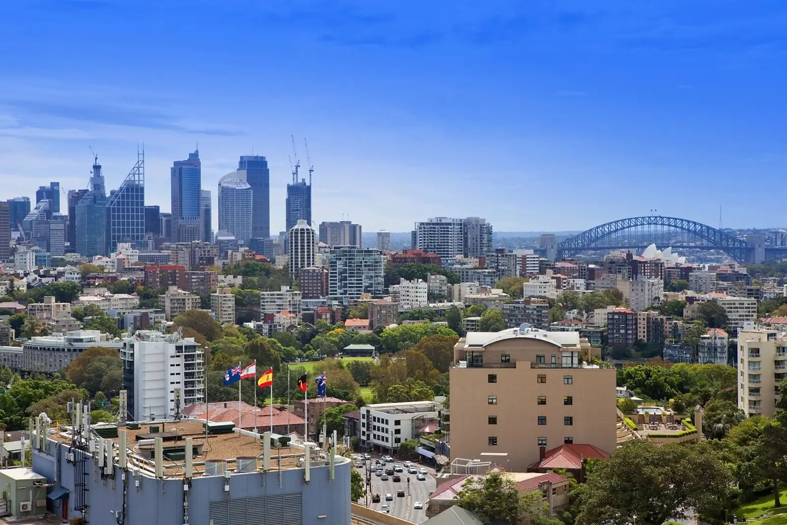 1801/180 Ocean Street, Edgecliff Sold by Sydney Sotheby's International Realty - image 1