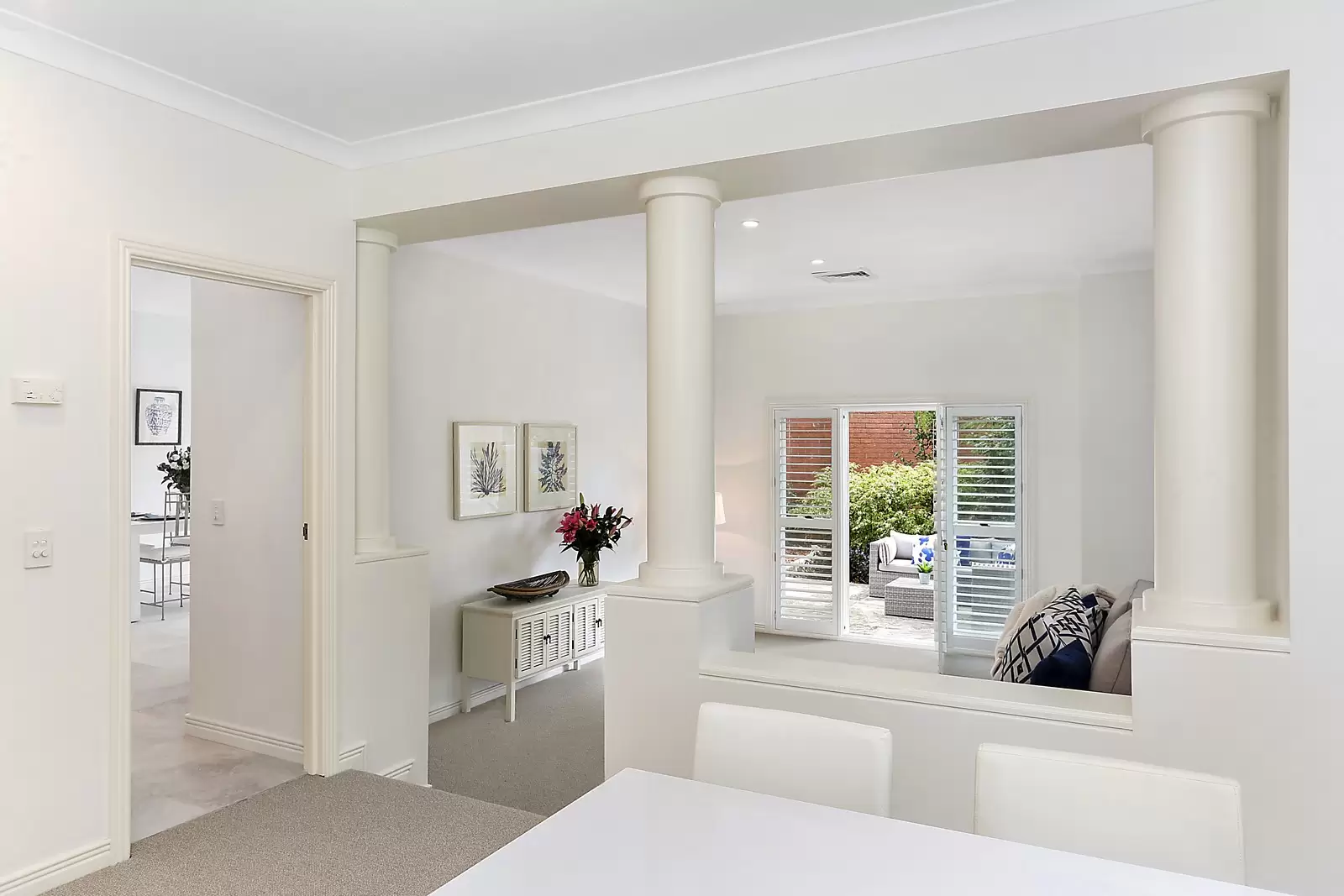 Photo #4: 1 Stanley Close, St Ives - Sold by Sydney Sotheby's International Realty
