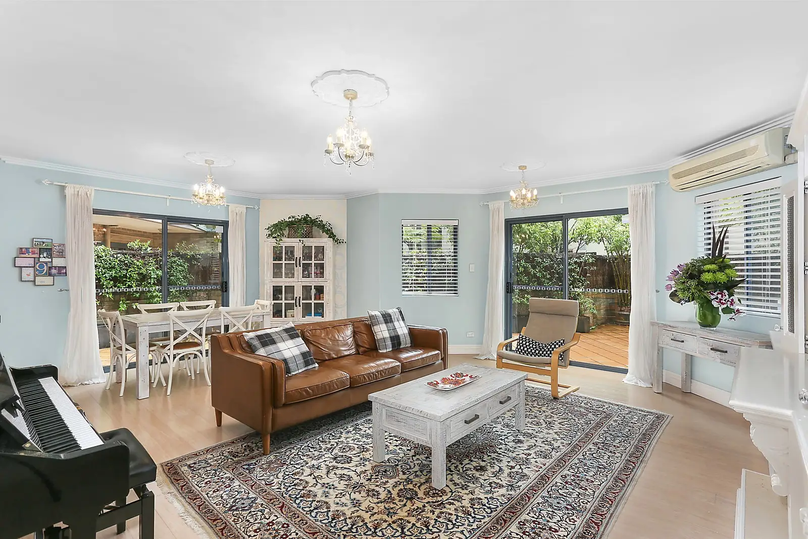 1/156 Old South Head Road, Bellevue Hill Sold by Sydney Sotheby's International Realty - image 2