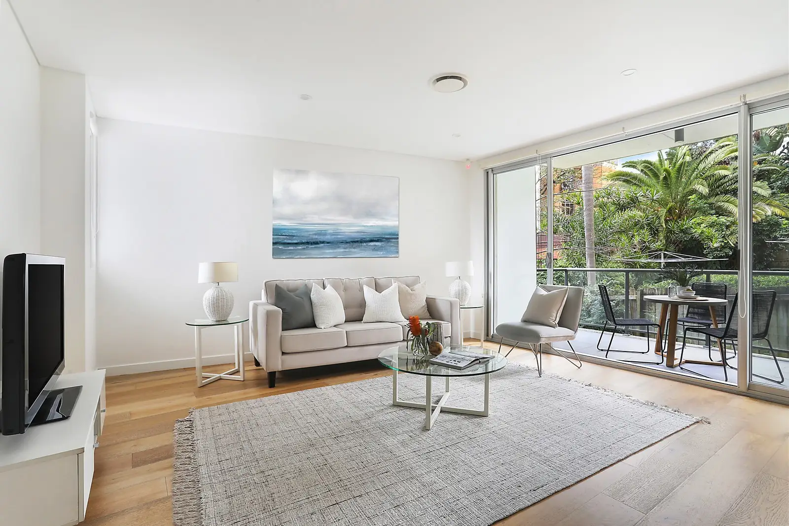 7/23 Byron Street, Coogee Sold by Sydney Sotheby's International Realty - image 1