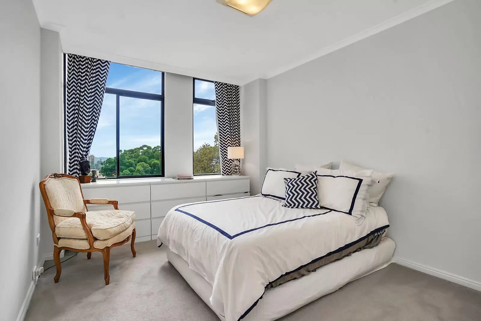 Photo #4: 701/170 Ocean Street, Edgecliff - Sold by Sydney Sotheby's International Realty
