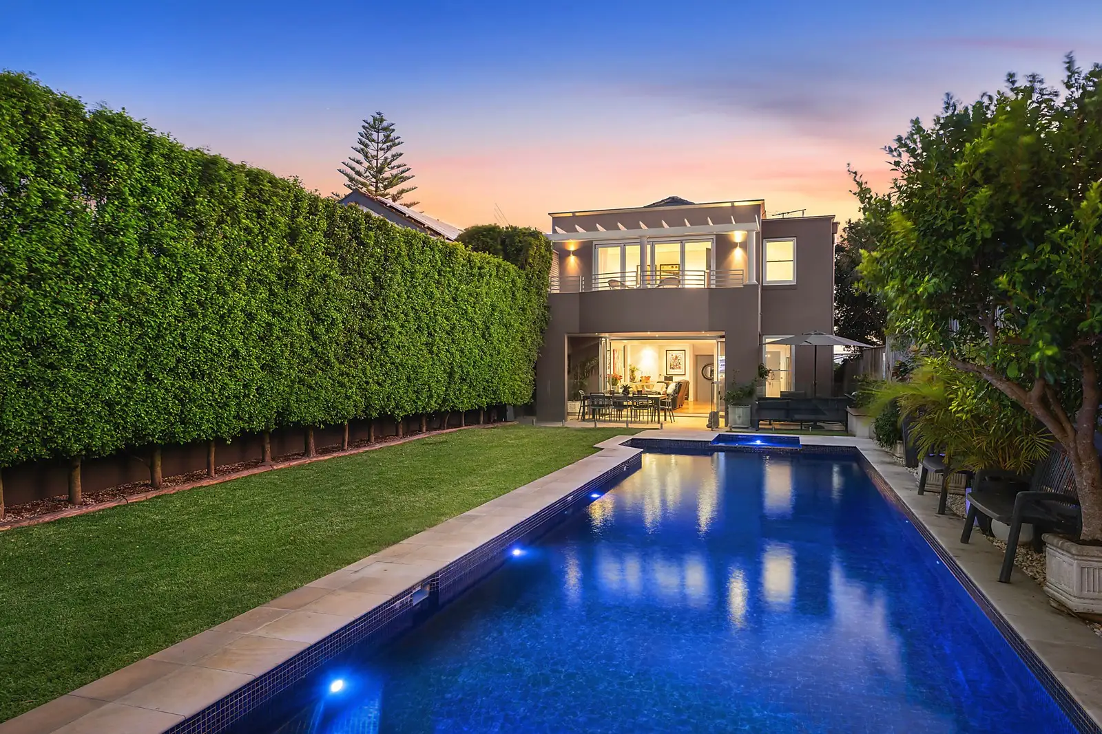 15 Division Street, Coogee Sold by Sydney Sotheby's International Realty - image 1