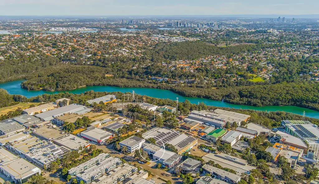 3 Chaplin Drive, Lane Cove West Sold by Sydney Sotheby's International Realty
