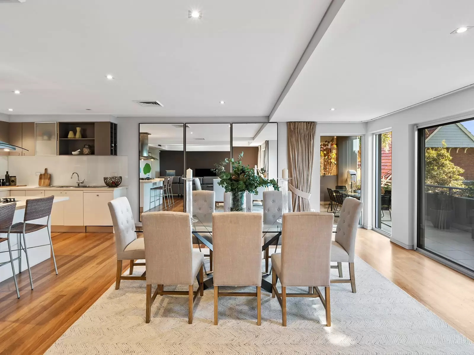 6/30-32 Birriga Road, Bellevue Hill Sold by Sydney Sotheby's International Realty - image 3