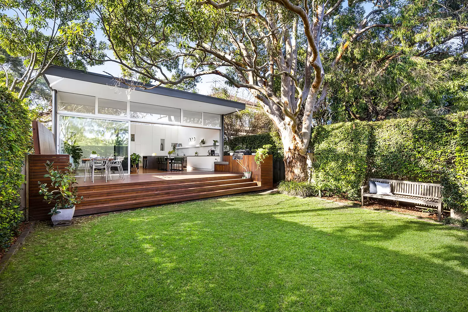 1 Walenore Avenue, Kingsford Sold by Sydney Sotheby's International Realty - image 4