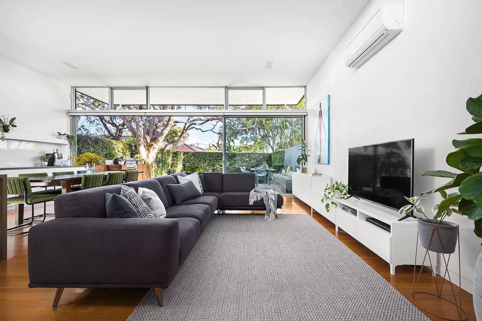 1 Walenore Avenue, Kingsford Sold by Sydney Sotheby's International Realty - image 3