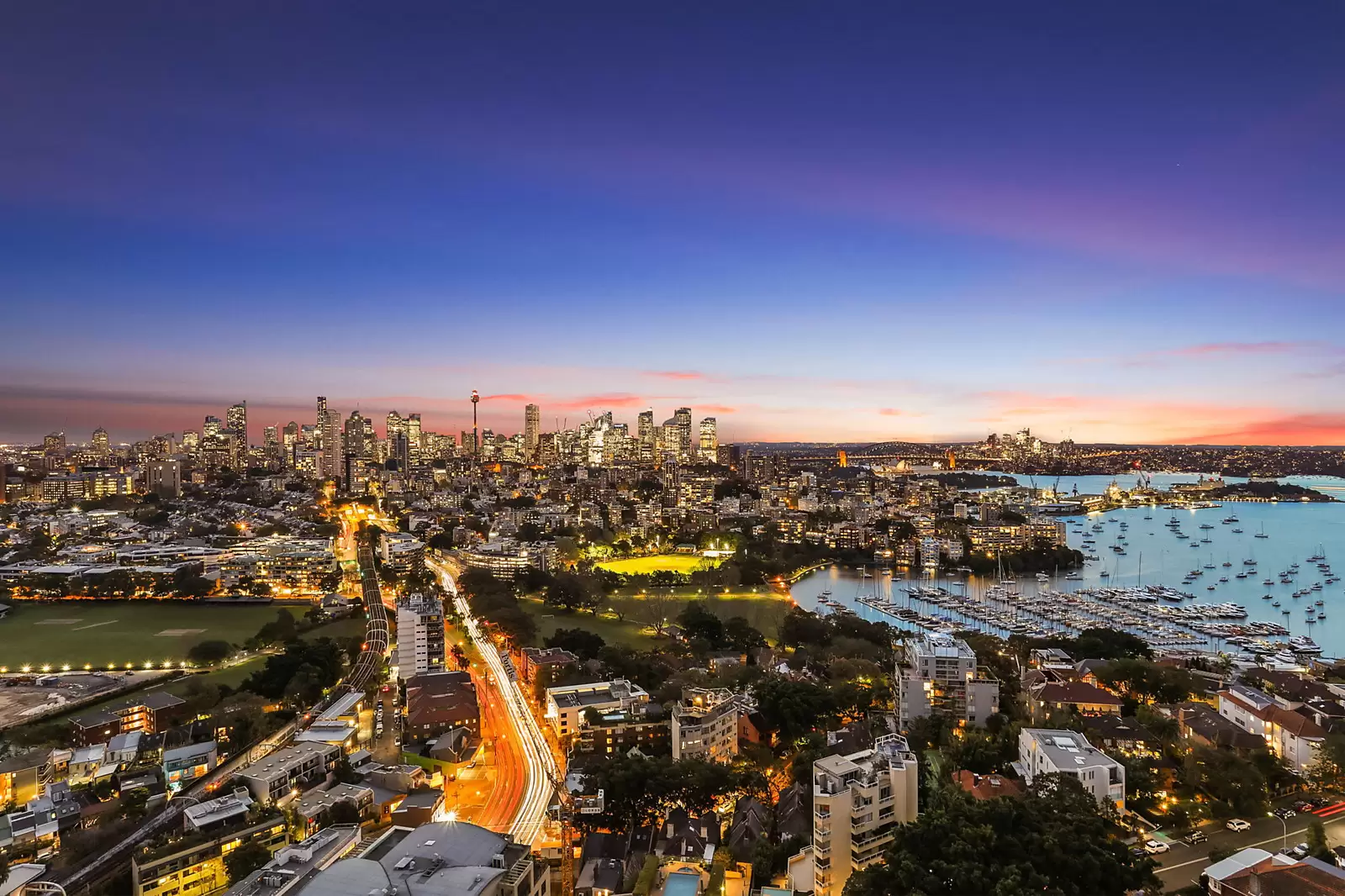 Photo #3: 27B/3 Darling Point Road, Darling Point - Sold by Sydney Sotheby's International Realty
