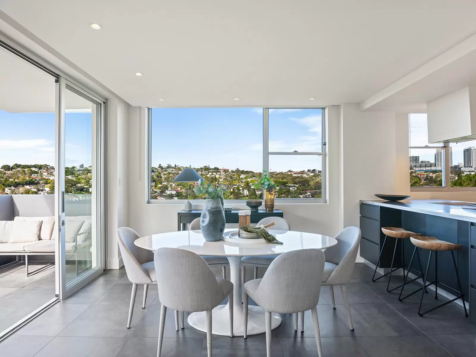 Photo #4: 13/321 Edgecliff Road, Woollahra - Sold by Sydney Sotheby's International Realty