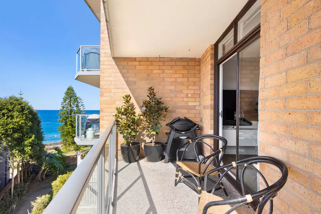 4/23-25 Vicar Street, Coogee Sold by Sydney Sotheby's International Realty