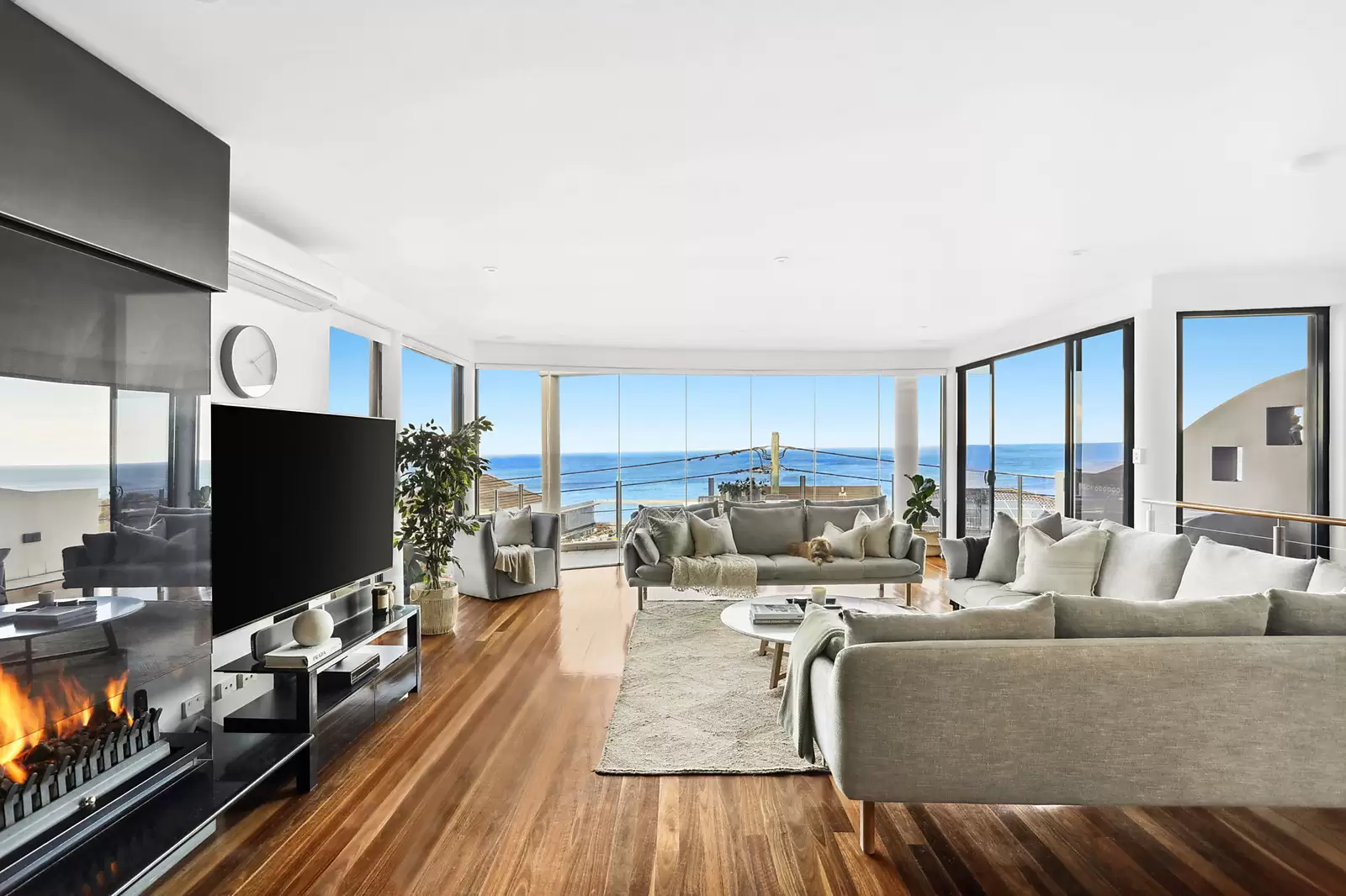 68 Denning Street, South Coogee Sold by Sydney Sotheby's International Realty - image 1