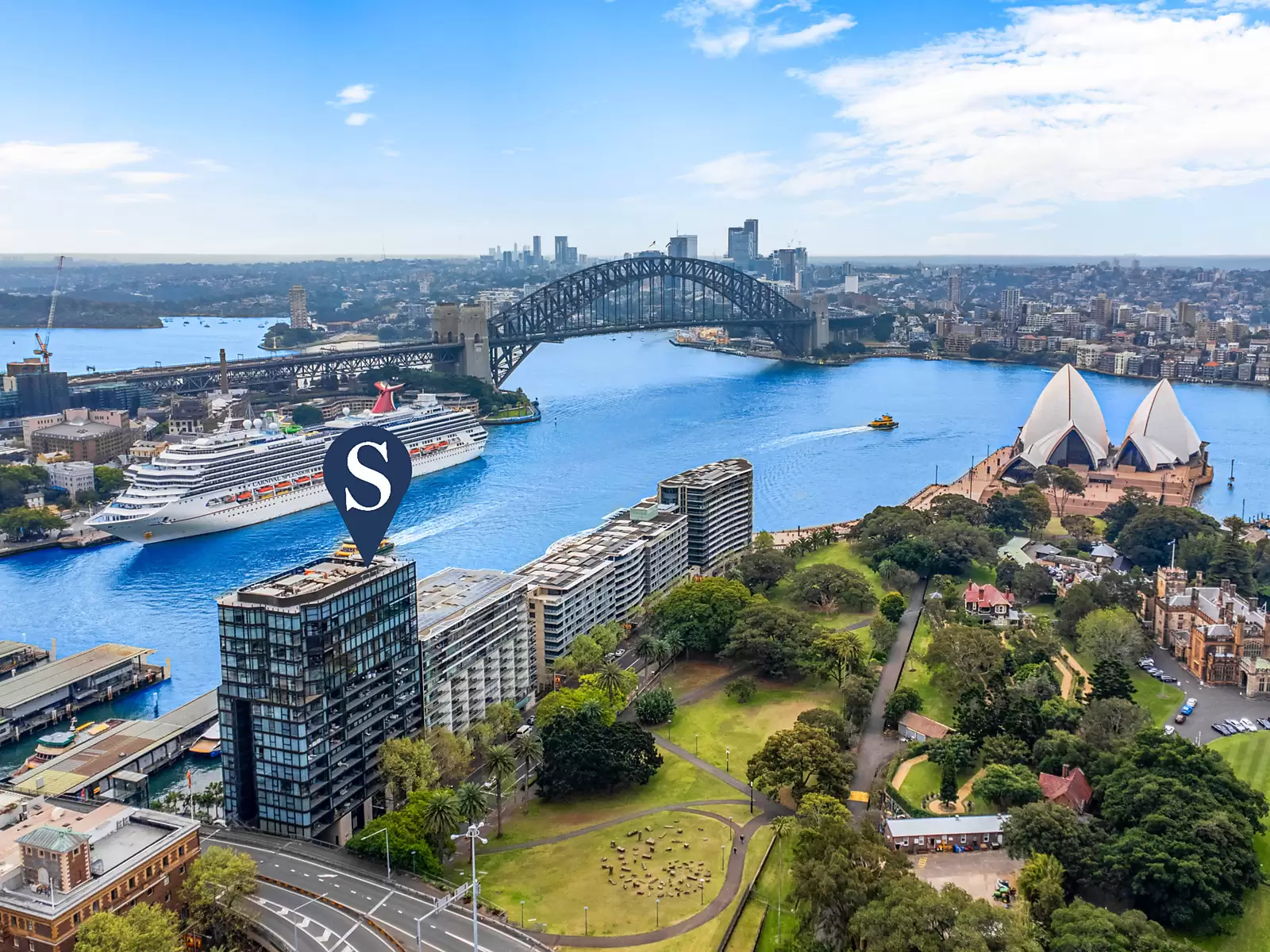 1801/71 Macquarie Street, Sydney Sold by Sydney Sotheby's International Realty - image 2