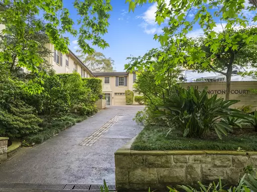 Townhouse 2/9-11 Rosemont Avenue, Woollahra Sold by Sydney Sotheby's International Realty