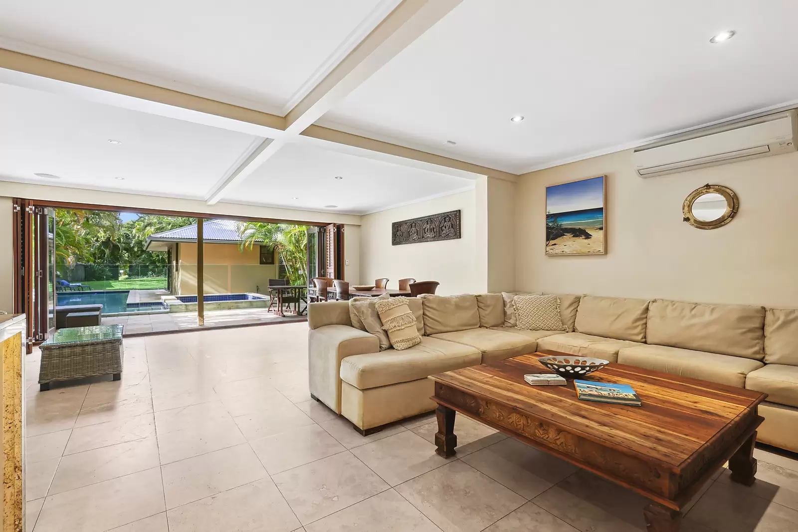 27 Shirley Street, Byron Bay For Sale by Sydney Sotheby's International Realty - image 2