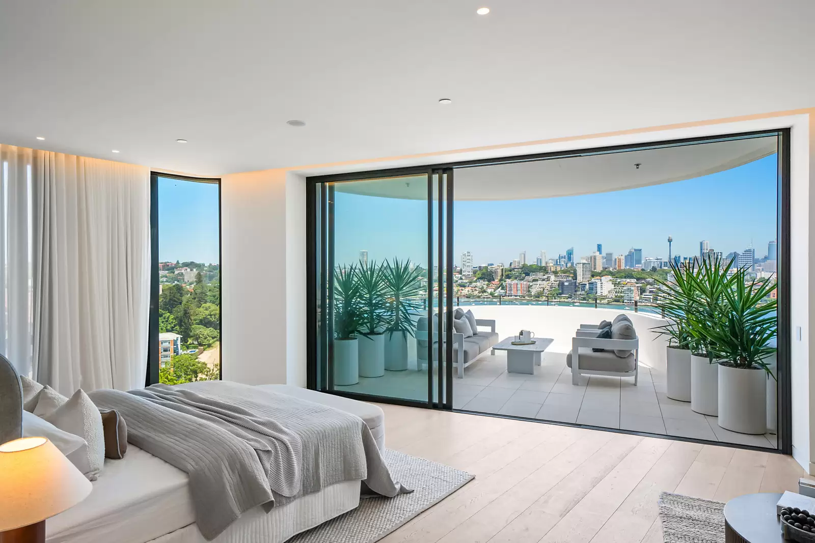 Penthouse/23 Wolseley Road, Point Piper Auction by Sydney Sotheby's International Realty - image 10